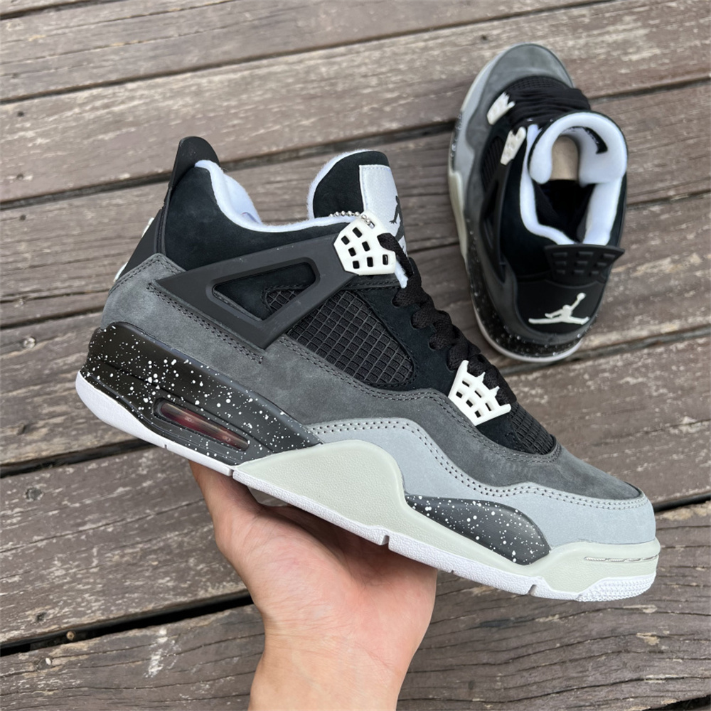 AJ4 恐惧 【大黑出品】九年小贩，稳定供货。